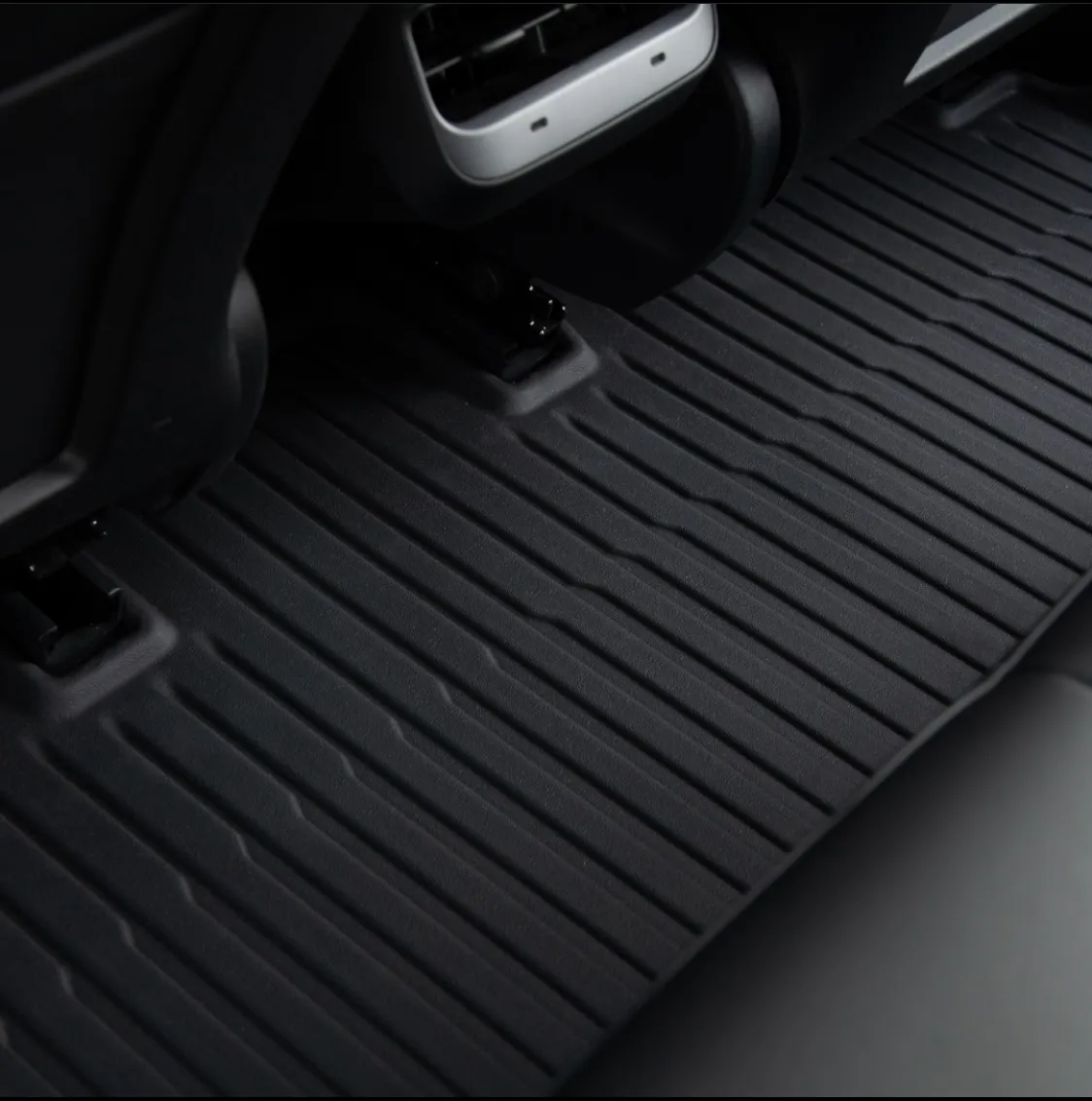 Model 3 3D All-Weather Floor Mat Set - Image 5