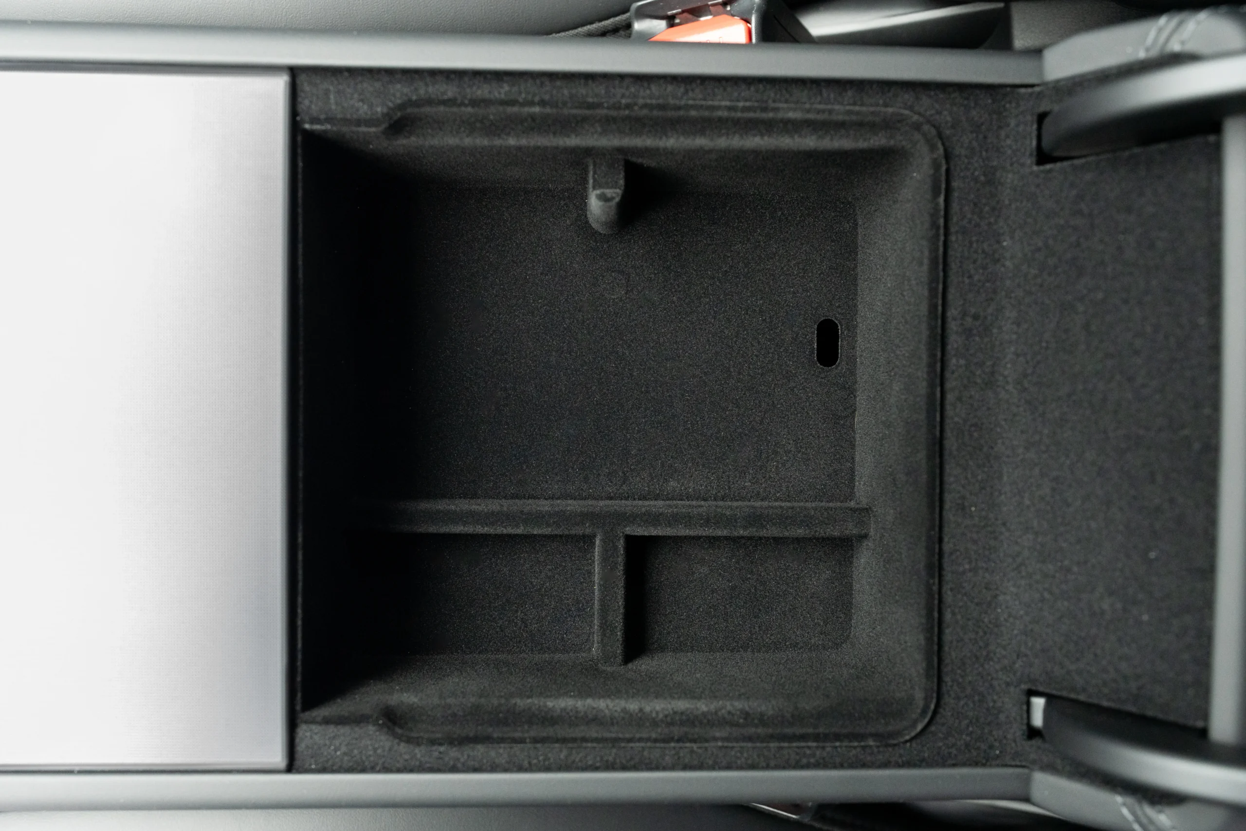 Model Y 2025+ Juniper Armrest Organizer - Image 3
